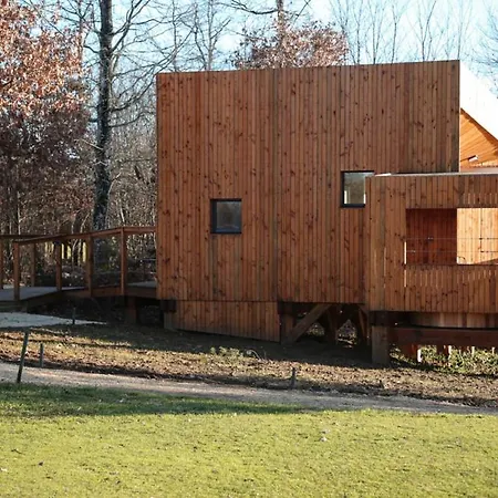 Les Du Golf De La Marterie Hotel *